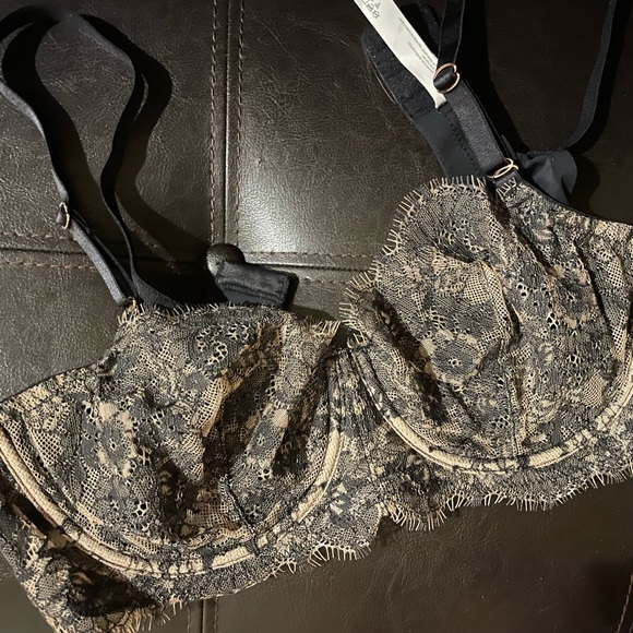 Free People Entice Underwire Bra Black/Nylon - Picture 5 of 8